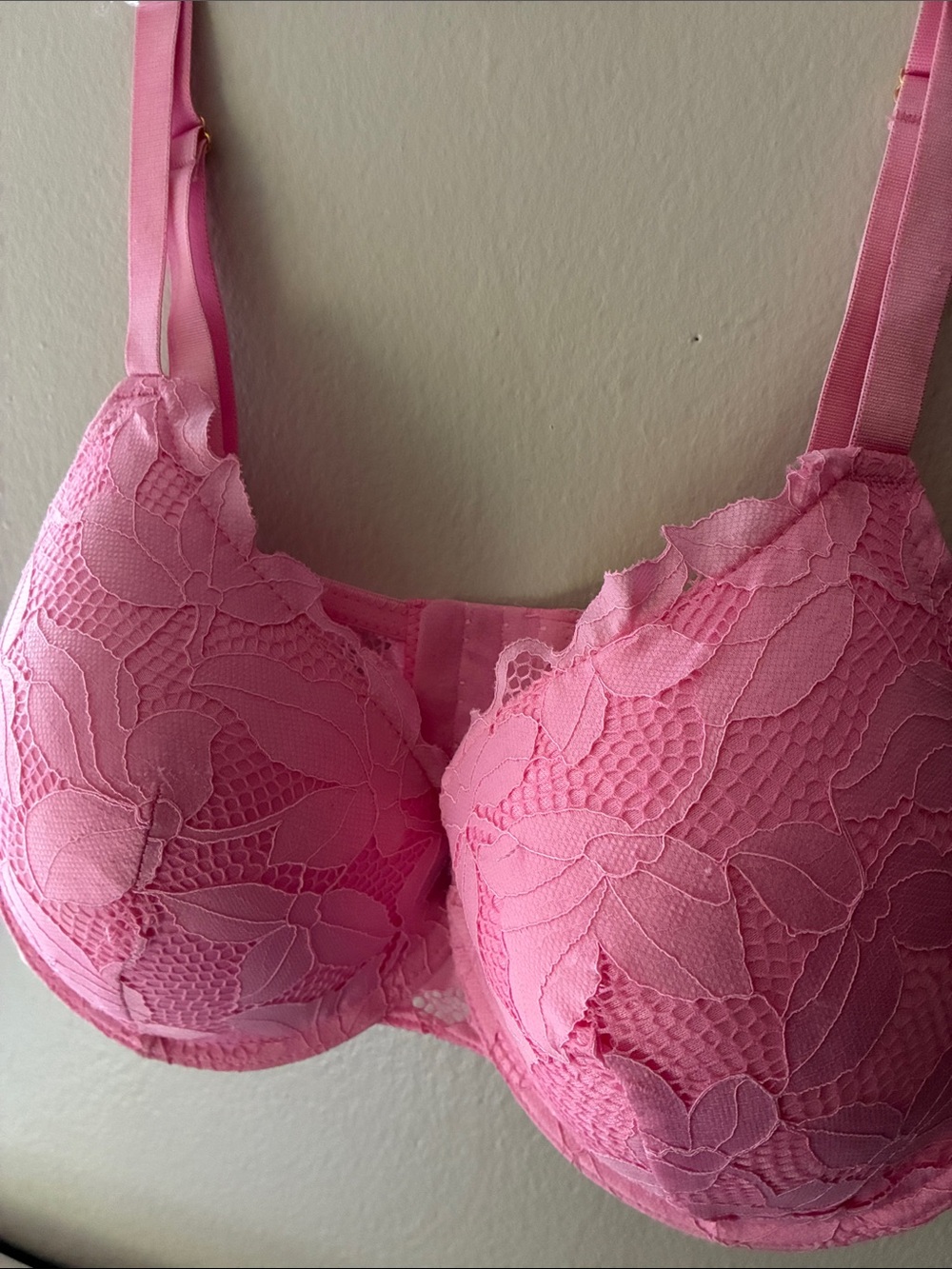 Juicy Couture Pink Lace Underwire Bra